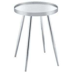 Chic reflectivity and engaging design are showcased beautifully in this modern side table. A gleaming chrome finish complements metal construction