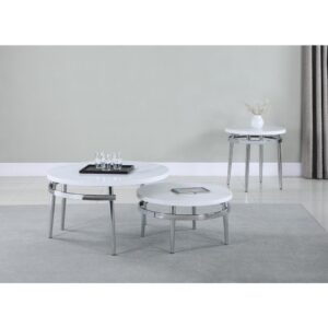 this round end table is ideal for a modern style home. Offering a touch of glam
