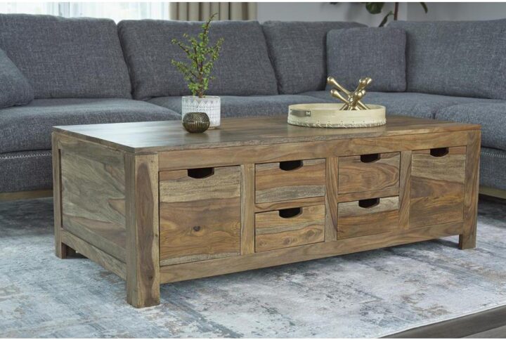 Dramatic wood grain accents lend classic character to this exquisite