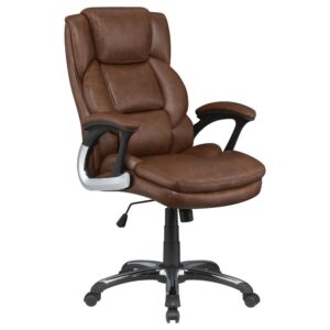 this office chair features plush seating and headrest for working long hours.Wrapped in a supple leatherette