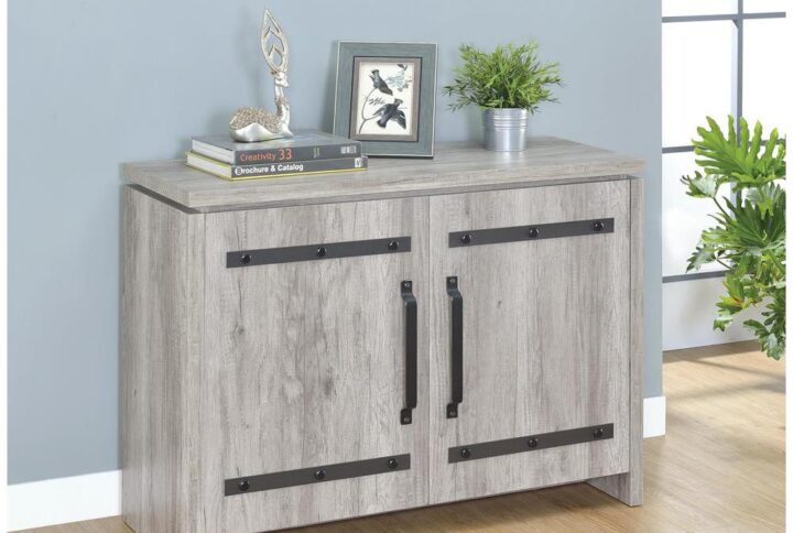 This accent cabinet is a stylishly modern addition to the home. The fetching cabinet has a simple