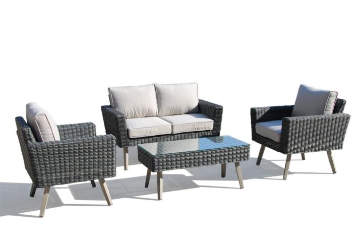 Castlewood All Weather Wicker 4 Piece Seating Group with Cushions