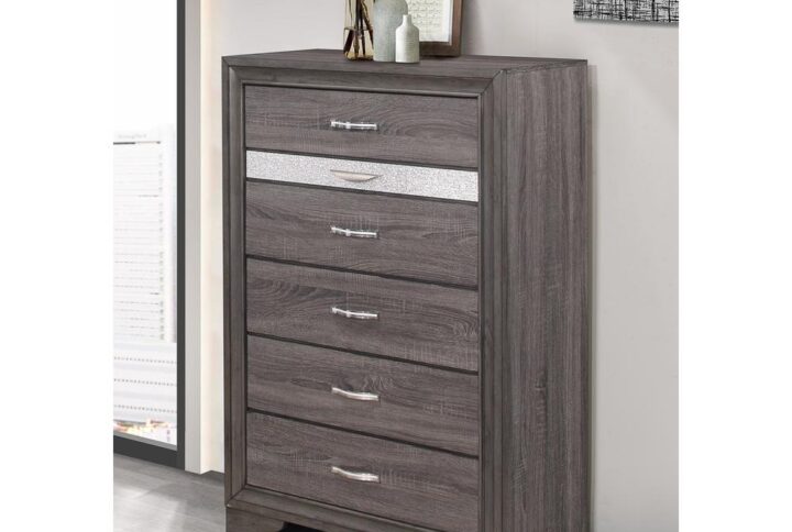 Make your bedroom sparkle with the Seville bedroom collection. Featuring an on-trend weathered grey finish accented with just the right amount of bling
