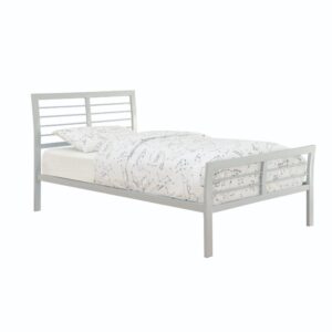 This metal bed has a modern allure that's sure to please. It features a high headboard and low footboard built with crisp horizontal bars. It has a simple yet sophisticated appeal in its relaxed