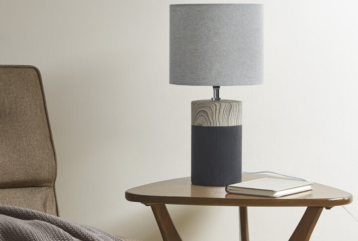 Textured Ceramic Table Lamp