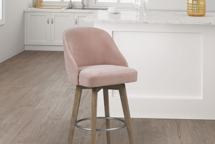 Bar Stool with Swivel Seat