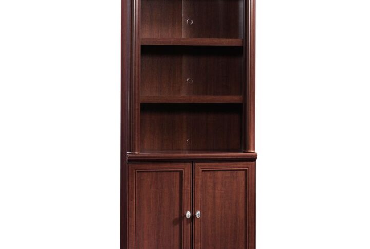 Storage that makes a statement – that is what you will get with this beautiful library with doors from the Palladia® collection. It features two spacious shelves that are ideal for storing and displaying all your miscellaneous home essentials – your collectables