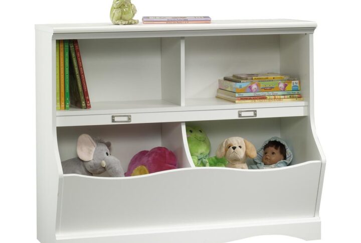 Give your child's room a cute and fun way to keep organized with this bookcase/footboard from the Pogo collection. Store books