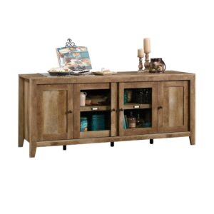 Take a pass on the ordinary. Be bold. Make a statement of strength and depth with the Dakota Pass® collection. This multi-use credenza is finished in traditional rustic country Craftsman Oak® and detailed with a contemporary sensibility. Designed with functionality in mind