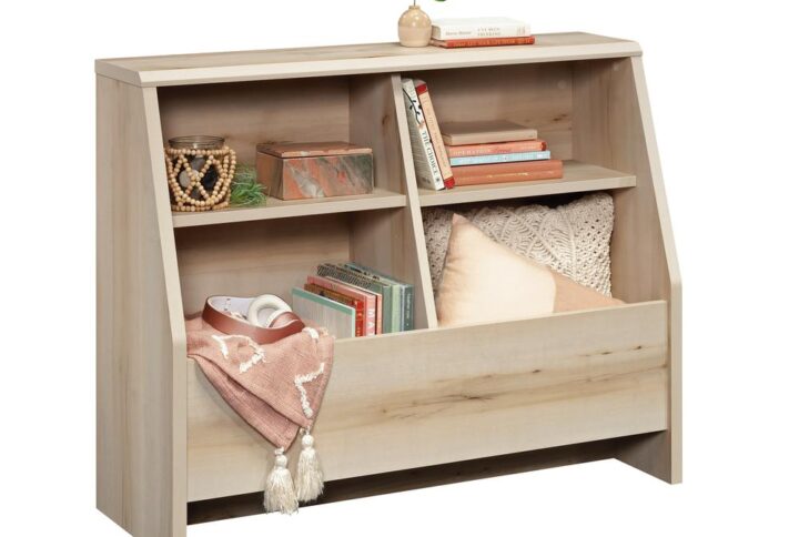 Give your child's room a cute and fun way to keep organized with this bookshelf footboard from the Willow Place® collection. Store books