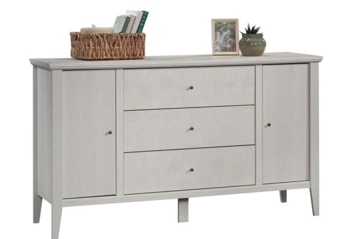 Extra bedroom storage is a good thing. This double dresser from the Larkin Ledge collection has room for lots of clothes and bedroom accessories too! This country style dresser features three spacious drawers that open and close on smooth metal runners with safety stops. These drawers are perfect for storing t-shirts