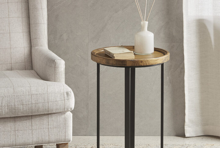 Round Accent Table