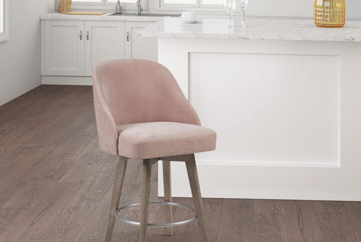 Counter Stool with Swivel Seat