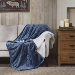 Immerse yourself in comfort in the Woolrich Heated plush to berber throw. This heated throw utilizes state of the art Secure Comfort heated technology featuring 3 heat settings that adjusts the temperature of your blanket based on overall temperature