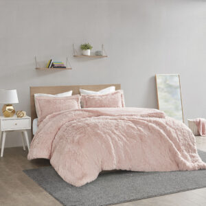 The Intelligent Design Malea Shaggy Fur Duvet Cover Set brings a soft contemporary update to your bedroom. The duvet cover and shams (1 in Twin/TwinXL) features stylish shaggy faux fur that creates a soft fluffy texture. The solid plush reverse adds a soft and warm touch. A zipper closure secures a padded insert within the duvet cover and inside corner ties prevent it from shifting (insert is NOT included).