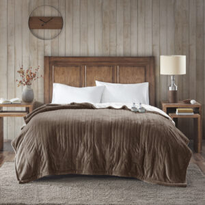 Sleep in ease in the Woolrich heated blanket with Secure Comfort Technology