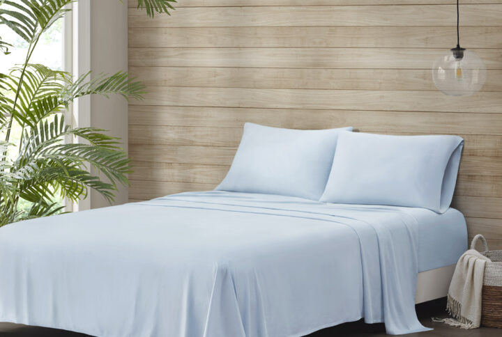 Refresh your bed and snuggle up in comfort every night with these silky smooth Tencel Lyocell and polyester blend sheet set. This ultra soft sheet set is incredibly breathable and wicks away moisture to keep you cool all night. With a 240 thread count