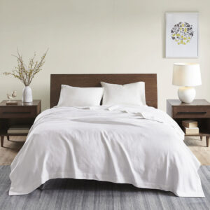 Wrap yourself up in the luxurious comfort of the Madison Park Egyptian Cotton Blanket. This ultra-soft white blanket in made from 100% certified Egyptian cotton that features reduced shrinkage