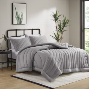 Snuggle up in a cloud of softness and warmth with this puffy jersey comforter set. A lofty 350gsm polyester fill makes the comforter extra cozy and comfortable