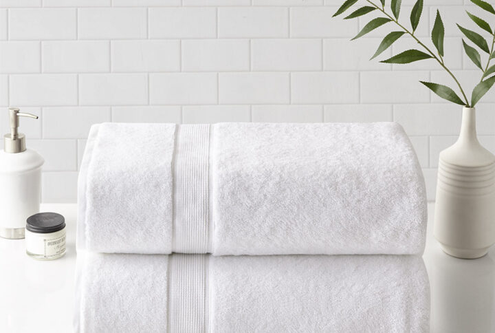 Elevate your cleaning routine with our 800GSM 100% cotton towel set