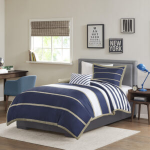 The Ashton Duvet Cover Set provides style and simplicity through the use of basic colors and stripes. The face of the duvet cover uses white