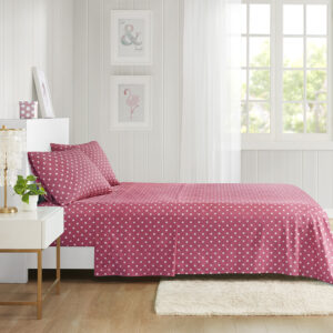 Brighten up your child’s bedroom with the Mi Zone Polka Dot Printed 100% Cotton Sheet Set. Featuring both bright and soft colors