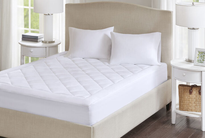 Sleep worry-free with this hypoallergenic mattress pad