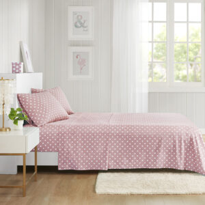 Brighten up your child’s bedroom with the Mi Zone Polka Dot Printed 100% Cotton Sheet Set. Featuring both bright and soft colors