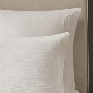 completing the luxurious bedding set. With a fine attention to detail