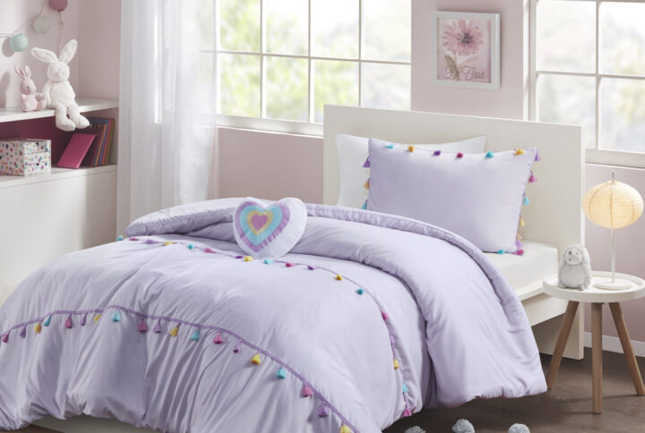 The Mi Zone Kids Tessa comforter features multi-colored tassels that add a charming detail to this bedding set. Cute and simple