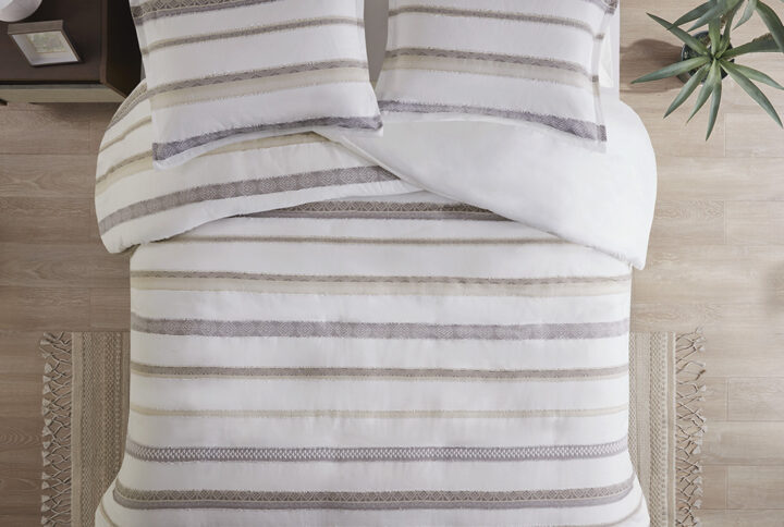 Brighten your bedroom with the refreshing beauty of this globally inspired duvet cover set. A clipped jacquard stripe design