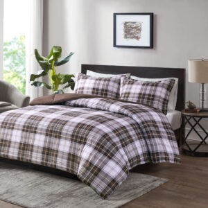 Sleep comfortably with the Madison Park Essentials Parkston 3M Scotchgard Down Alternative Comforter Mini Set. Sporting a cool plaid pattern