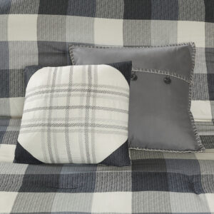 Madison Park’s Ridge 7 Piece Herringbone Comforter Set is the perfect update to your space. This rich comforter sports a bold buffalo plaid pattern that is printed on the herringbone fabric. The striking design gives way to a herringbone printed border at the foot of the bed for additional charm. Coordinating shams mimic the style of the comforter