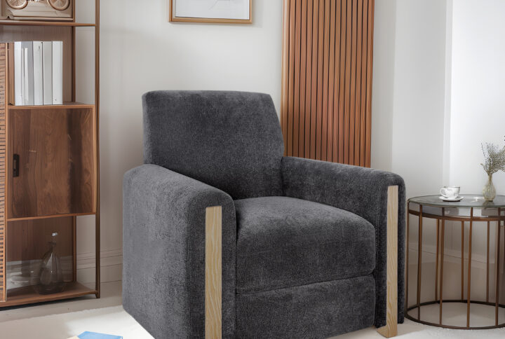 Indulge in style and comfort as you recline with our Chapel Hill Scarlett reclining chair. Engineered for a luxurious seating experience