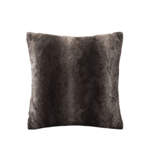 The Madison Park faux fur square pillow is the perfect combination of style and simplicity. It can be used in any room for a sophisticated update. Reverses to an ultra soft solid lux micro fur.