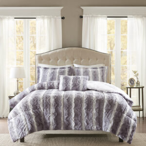 reversing to a cozy faux mink. The comforter has a hypoallergenic polyester fill for ultimate comfort