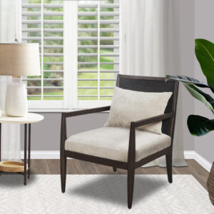 Indulge in sophisticated style and simple comfort with this living room accent chair. Featuring a seagrass back that adds a natural allure