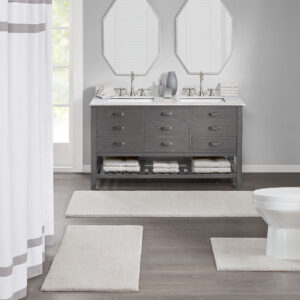 Complete your bathroom with our Madison Park Signature Marshmallow Contour Bath Rug. This spa-quality bath rug is made of resilient high pile tufted microfiber for an incredibly plush feel