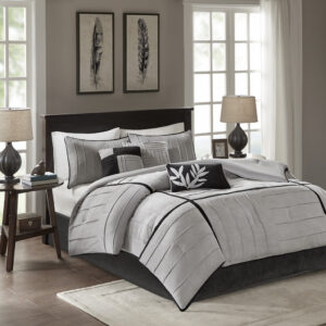 Dune is the perfect comforter collection if you're looking for something that fits your casual lifestyle. This comforter is constructed of high quality microsuede that offers a super soft hand feel. The pintucks give this comforter added design details