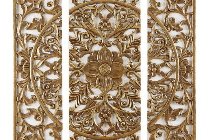 The Madison Park Gold Medallion Triptych 3-piece Dimensional Resin Canvas Wall Art Set brings a touch of elegance to your home décor. This wall décor flaunts an intricate 3D embellished medallion design