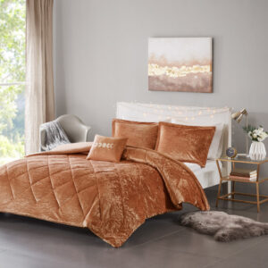 Create a luxuriously comfortable and lush bedroom space with the Intelligent Design Felicia Velvet Duvet Cover Set. The crushed velvet