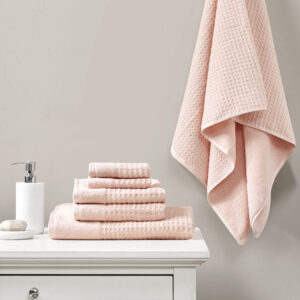 Our Madison Park Spa Waffle Cotton Towel 6 Piece Set provides the perfect textured update to your bathroom decor. This 100% cotton towel set features an all-over waffle combed jacquard design for a rich texture