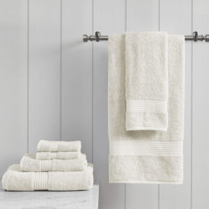 The Madison Park Organic 6 Piece Organic Cotton Towel Set brings an all-natural