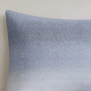 calm and relaxation. The cotton-linen blend enhances the feel with a slight crisp and a natural textural feel.