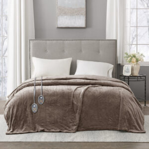 Sleep at ease in Beautyrest Heated blanket with Secure Comfort Technology