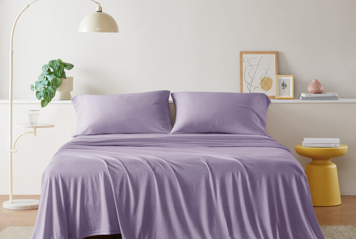 The all season jersey knit cotton blend sheet set is as comfortable as sleeping on your favorite tee. Unlike woven sheet set