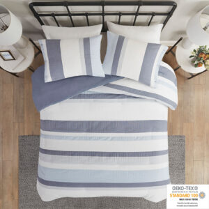 Refresh your bedroom with the casual charm of Madison Park’s Allegany 3 Piece Jacquard Duvet Cover Set. The jacquard duvet cover features a striped design