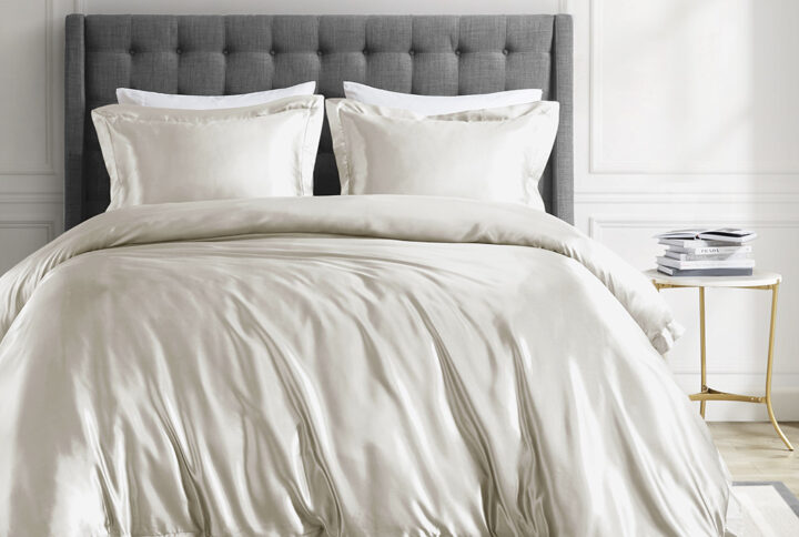 Sleep in absolute luxurious comfort with the Madison Park Essentials Satin Luxury Comforter Set. This exquisite four-piece set features a luxury satin comforter that is constructed with wrinkle-free fabric