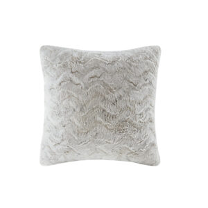 The Madison Park faux fur square pillow is the perfect combination of style and simplicity. It can be used in any room for a sophisticated update. Reverses to an ultra soft solid lux micro fur.