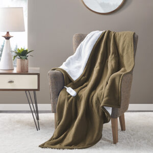 The Serta Fleece to Sherpa Heated Throw offers incredible comfort and warmth to keep you extra cozy while relaxing on your sofa. This heated throw features an ultra-soft fleece face with a cozy Sherpa reverse